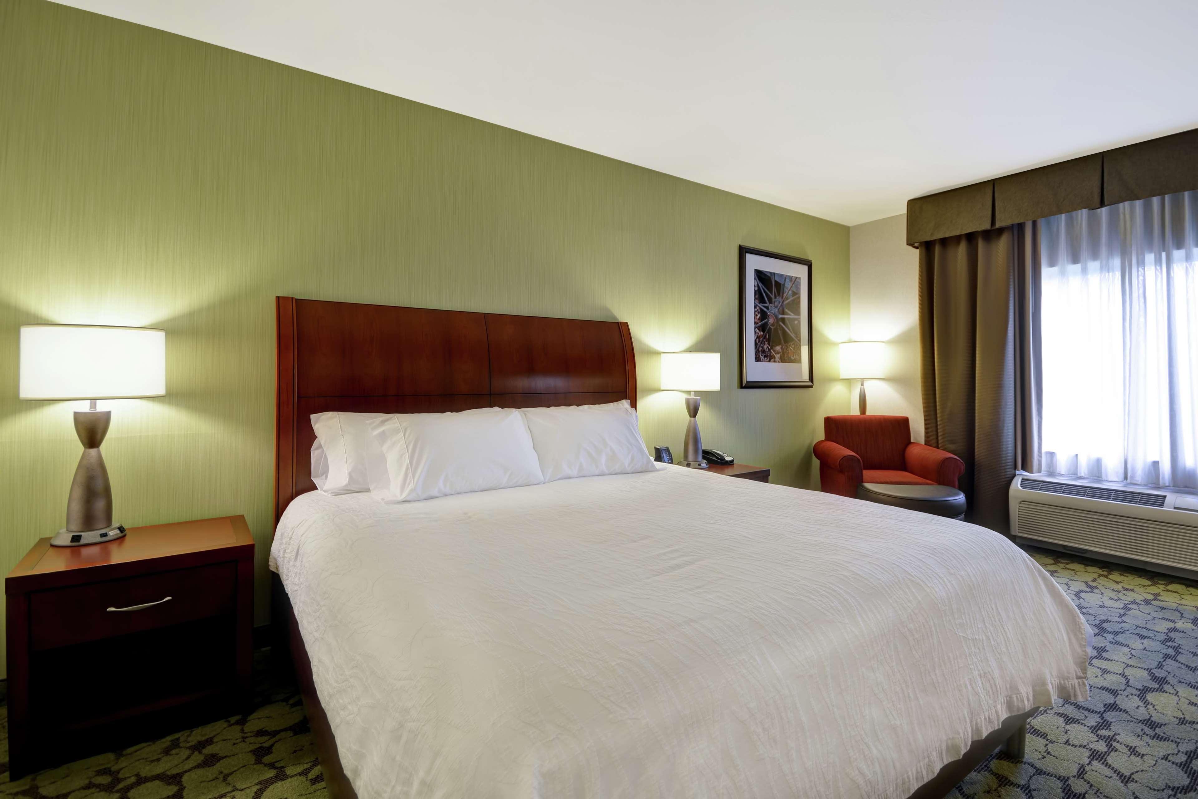 Hilton Garden Inn Fort Collins Exterior photo