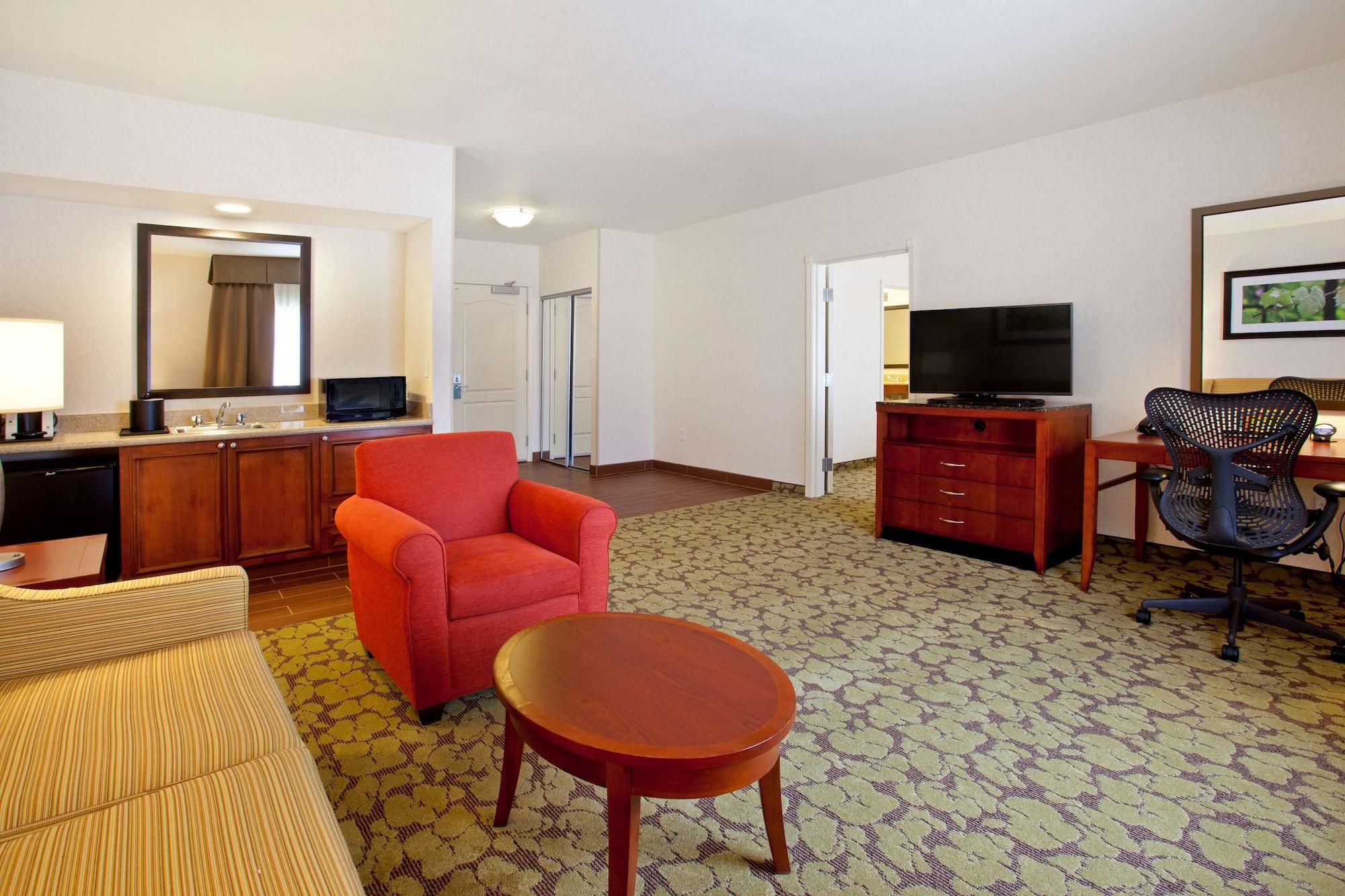 Hilton Garden Inn Fort Collins Exterior photo