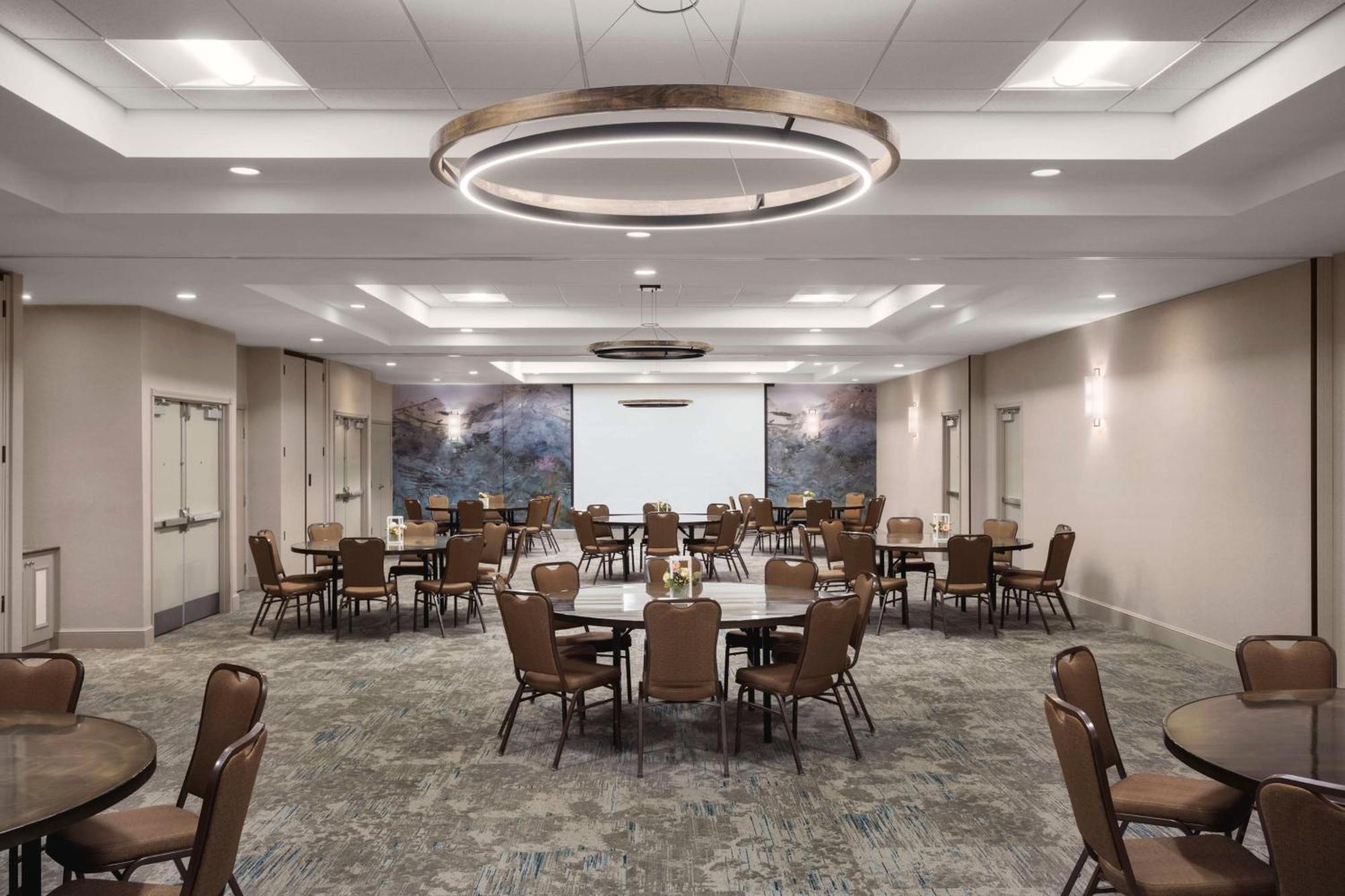 Hilton Garden Inn Fort Collins Exterior photo